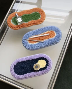 Small Life & Pieces Point Rug