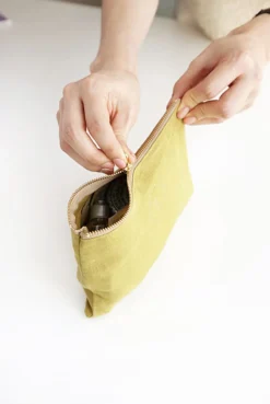 Small Linen Gold Zipper Pouch