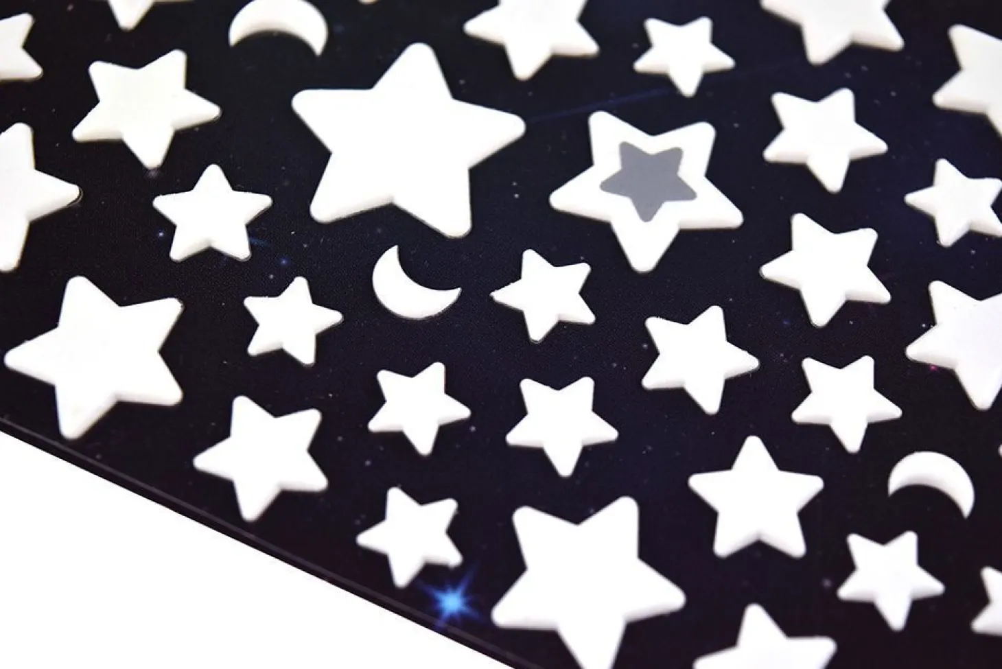 Small Star Glow in the Dark Sticker