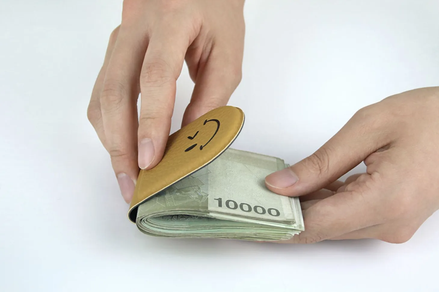 Smile Magnetic Money Clip
