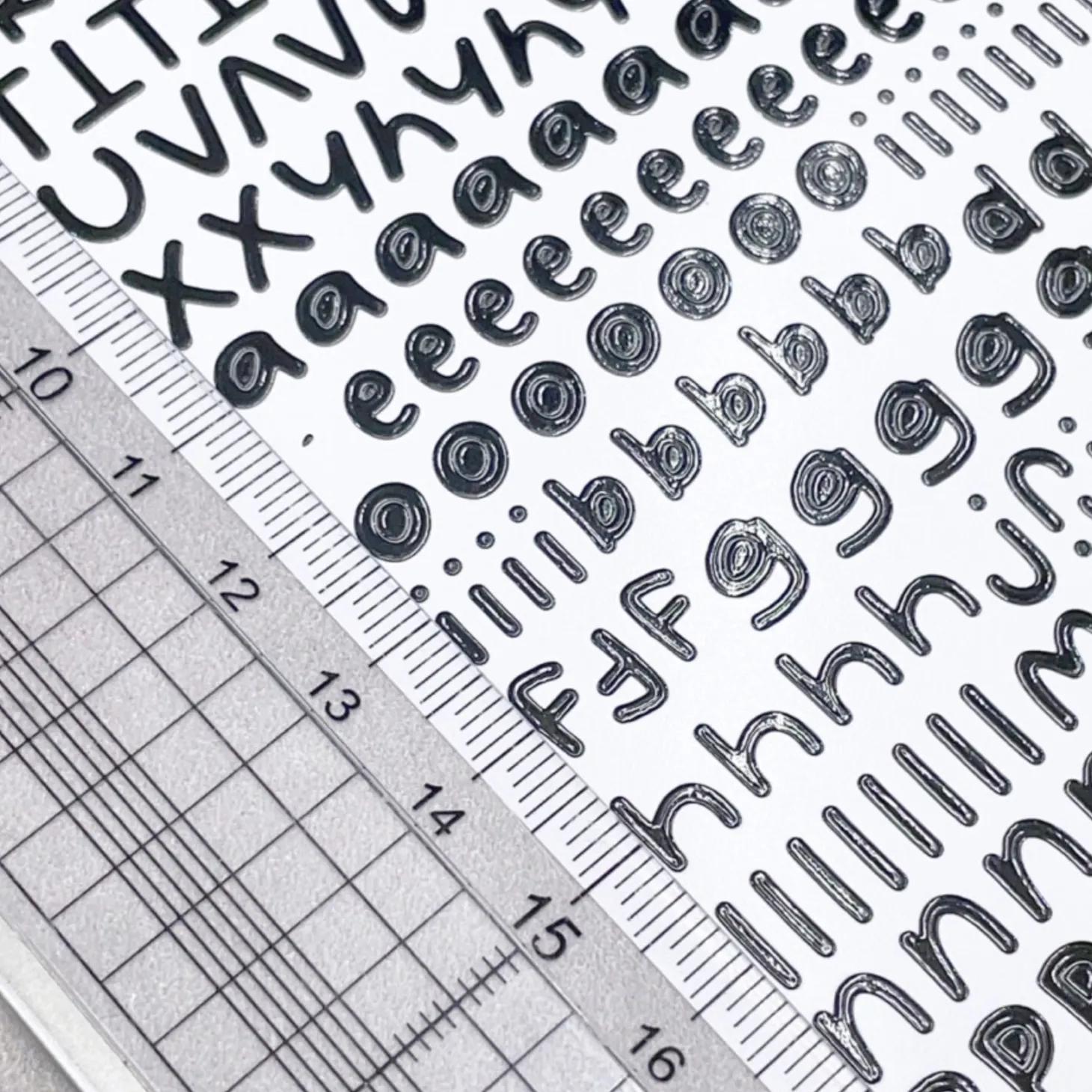 Smile Round Alphabet Slim Sticker
