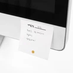 Smile Sticky Note