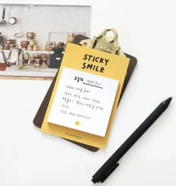 Smile Sticky Note