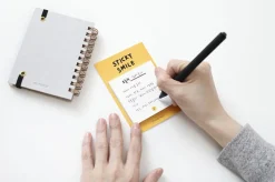 Smile Sticky Note