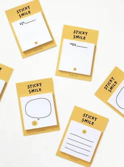 Smile Sticky Note