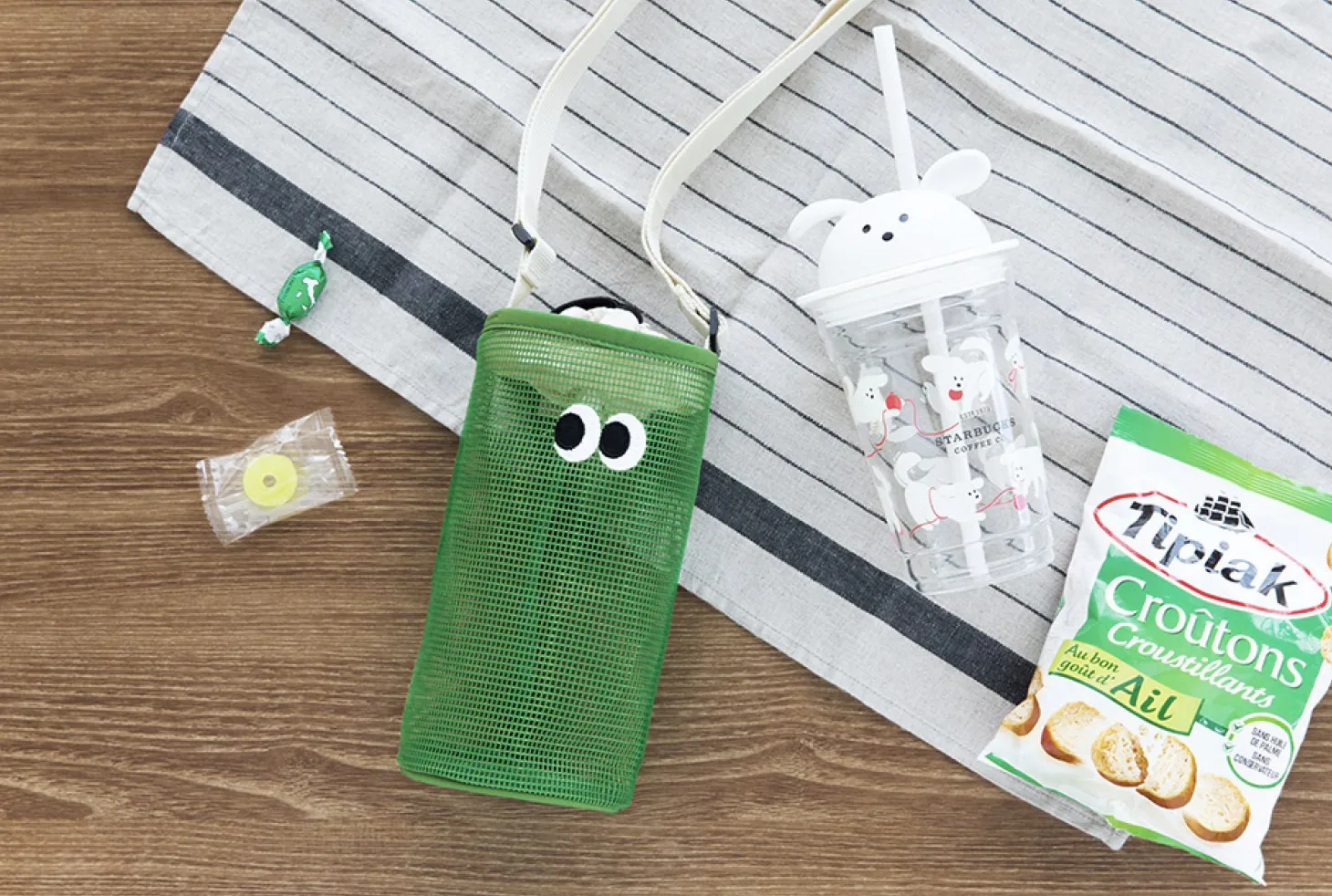 SOM SOM Drink Crossbody Bag