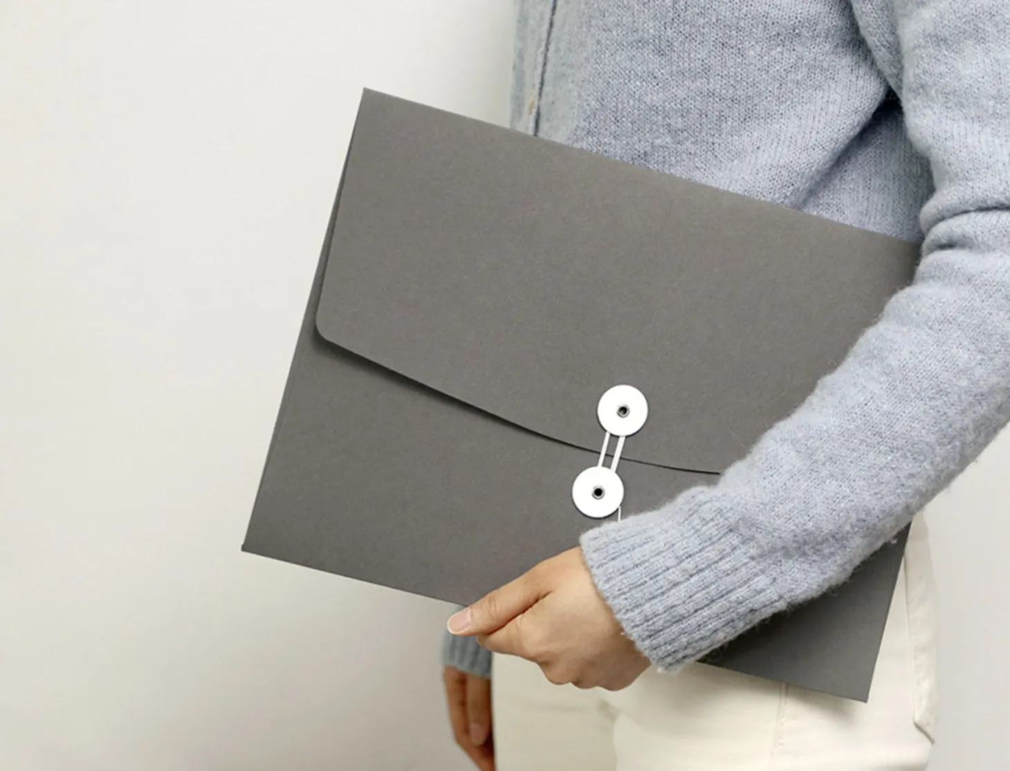 String Tie A4 Document Holder
