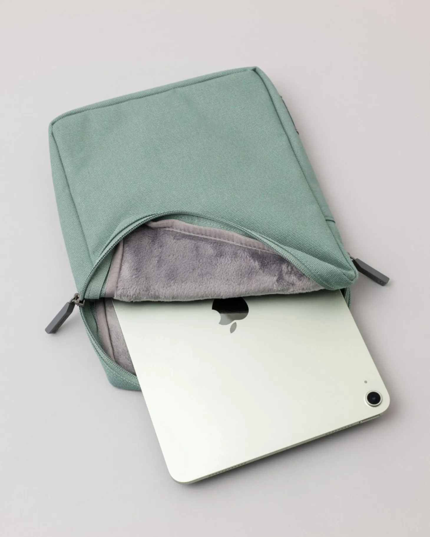 Travelus 11 in. Pouch & Screen Cloth Set