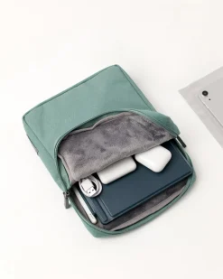 Travelus 11 in. Pouch & Screen Cloth Set