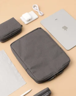Travelus 11 in. Pouch & Screen Cloth Set