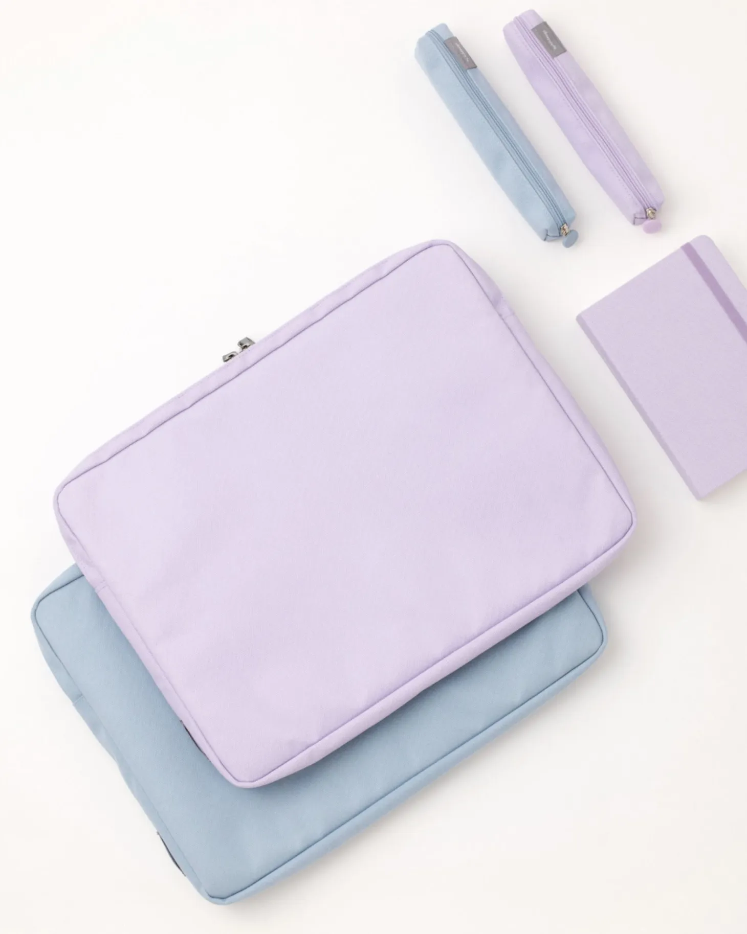 Travelus 16 in. Pouch & Screen Cloth Set