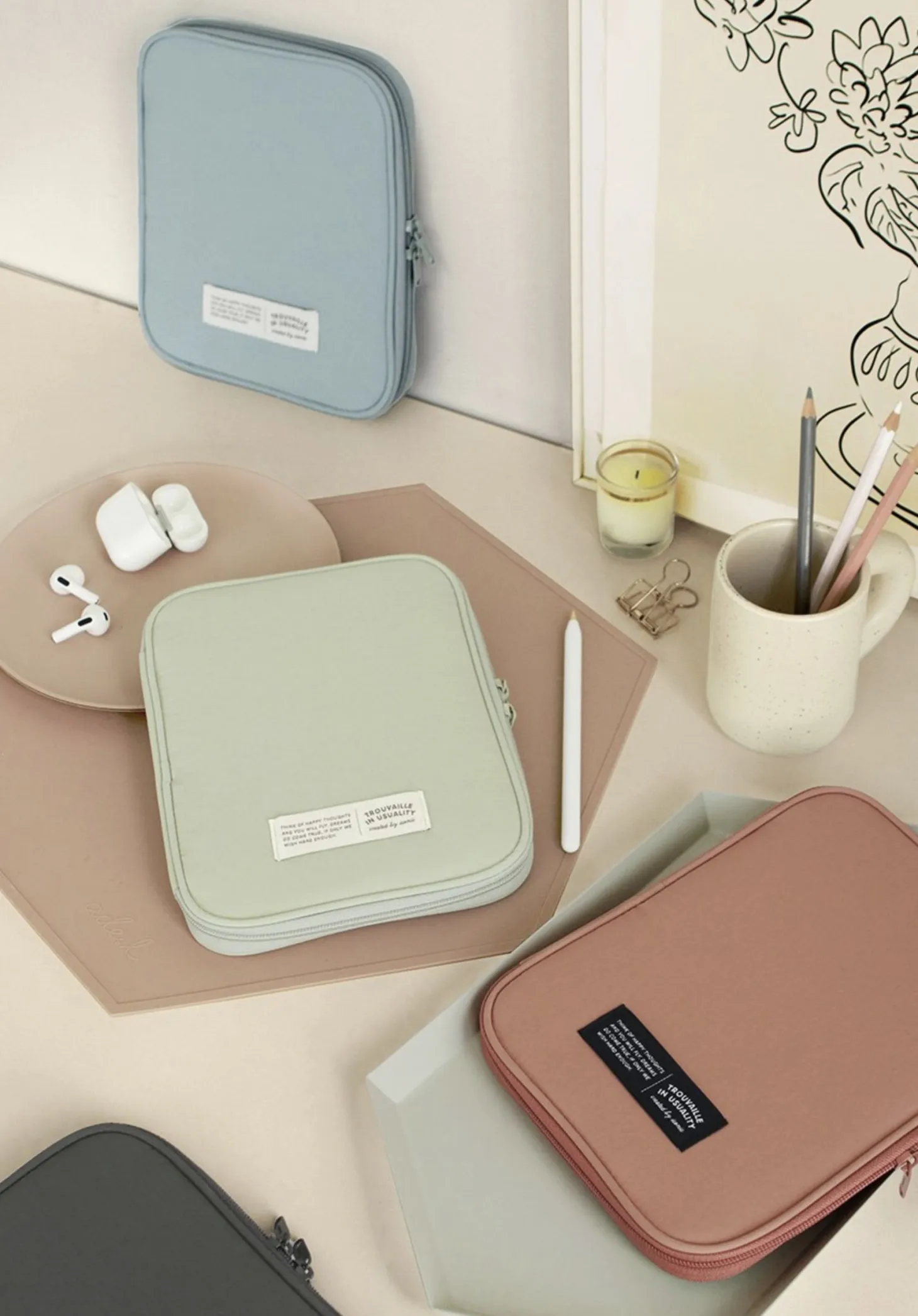 Trouvaille Cable Pouch