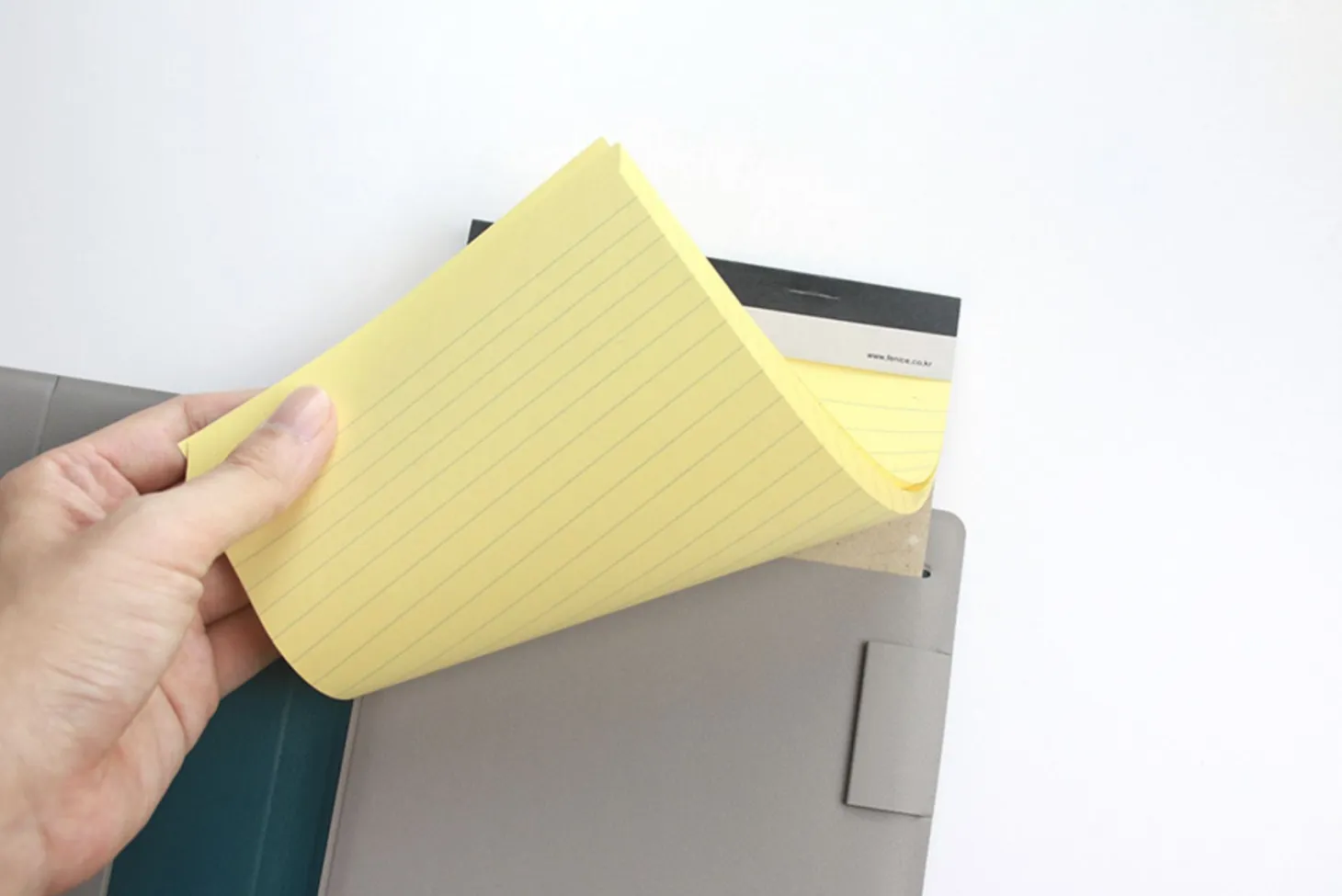 Two Tone A5 Notepad Organizer