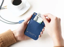 Un Jour De Chance Card Case & Neck Strap Set