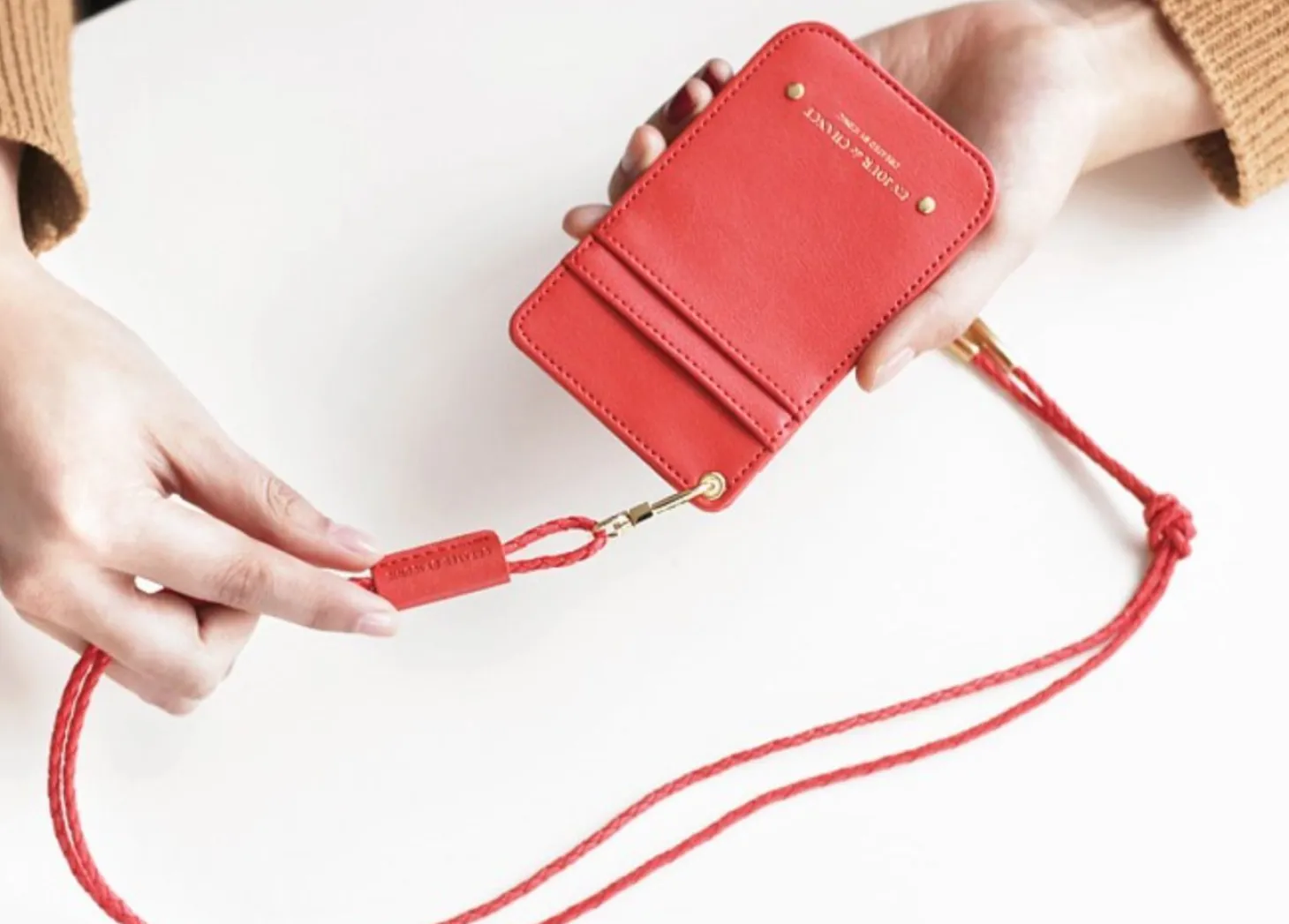 Un Jour De Chance Card Case & Neck Strap Set