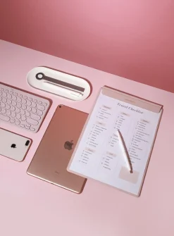 Vegan Leather A4 Magnetic Clipboard