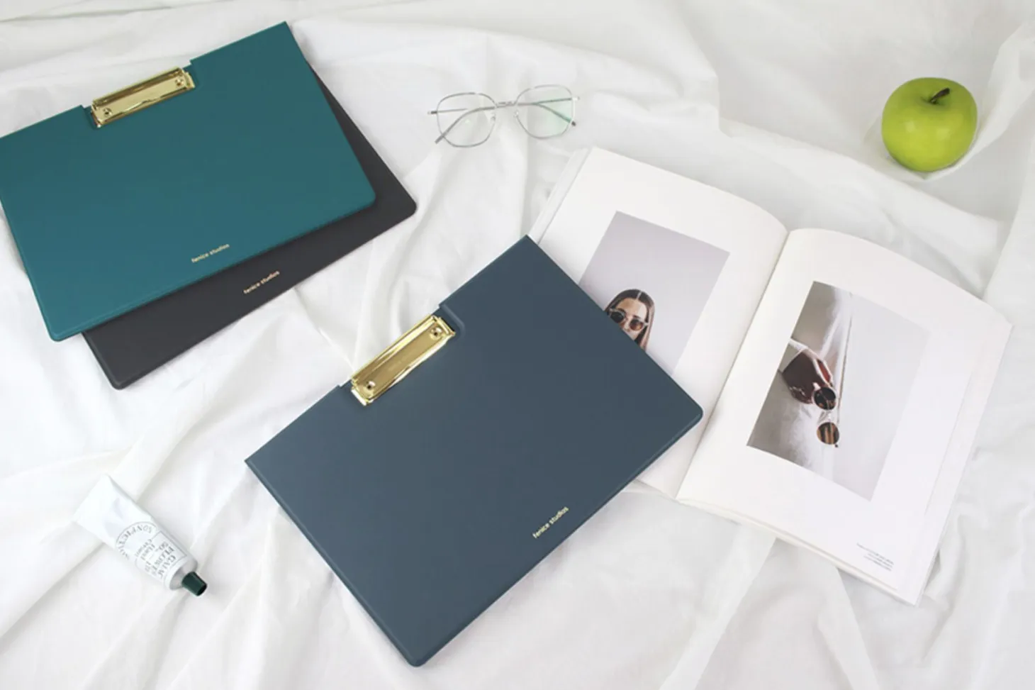 Vertical Folding Vegan Leather Clipboard