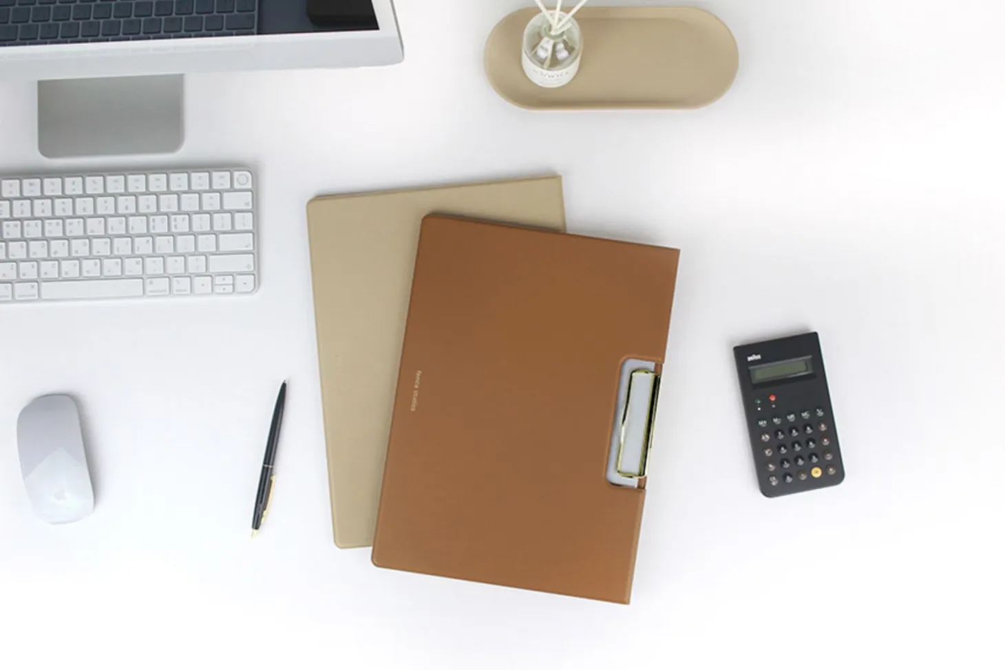 Vertical Folding Vegan Leather Clipboard