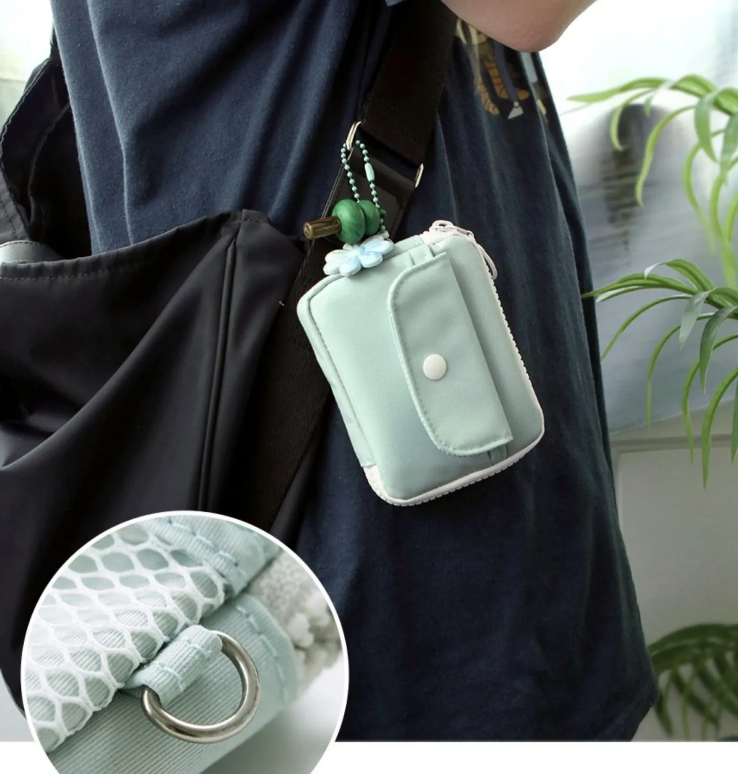 Voyager Button Card Pouch