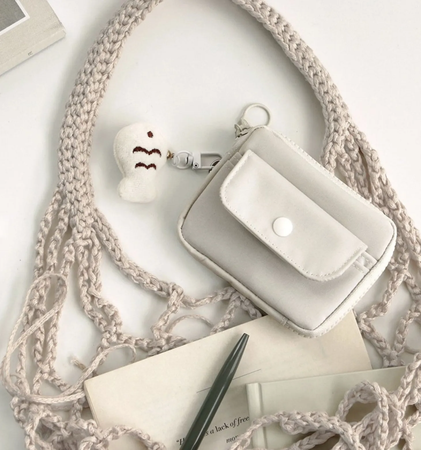 Voyager Button Card Pouch