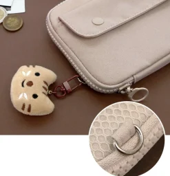 Voyager RFID-Blocking Passport Pouch