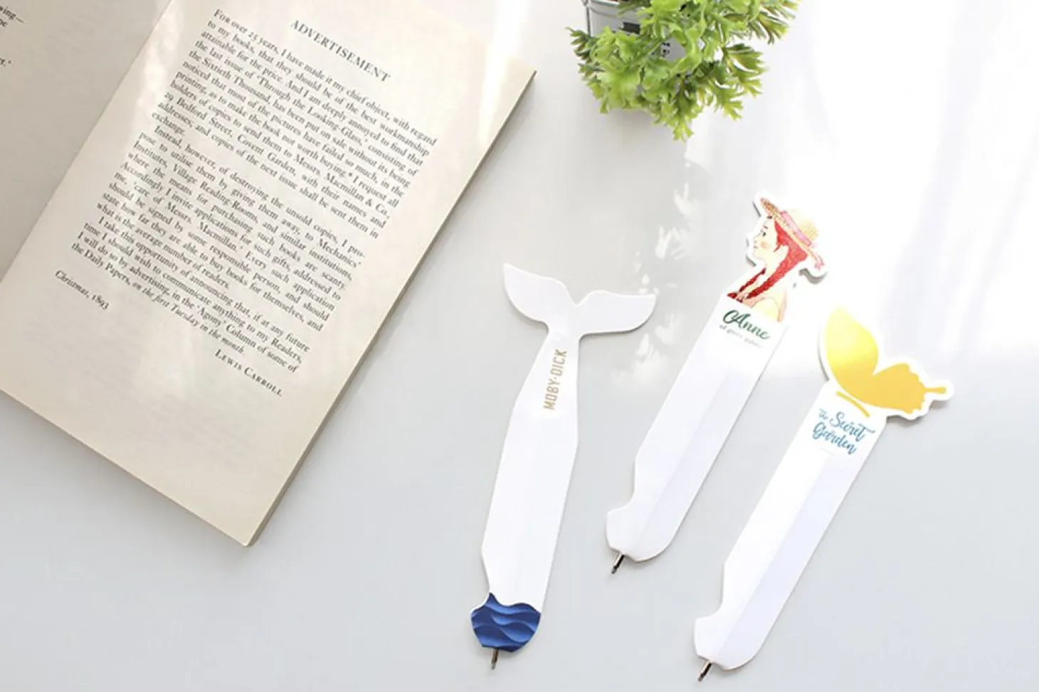 World Literature Bookmark Pen