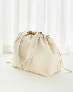 XL Travelus Drawstring Shoulder Bag