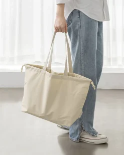XL Travelus Drawstring Shoulder Bag